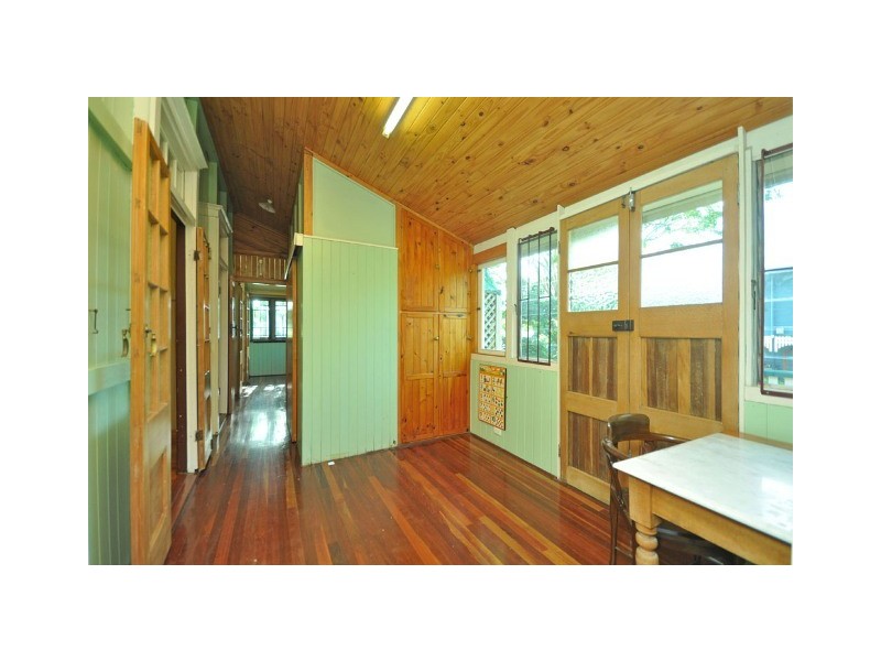 21 Wingarra Street, Yeerongpilly QLD 4105