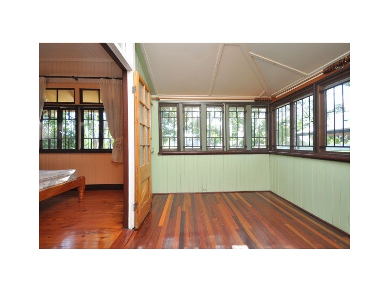 21 Wingarra Street, Yeerongpilly QLD 4105