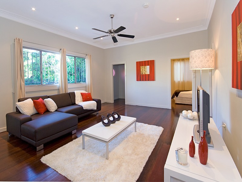 57 Villa Street, Annerley QLD 4103