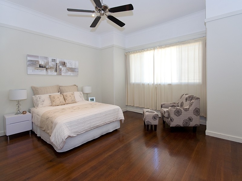 57 Villa Street, Annerley QLD 4103