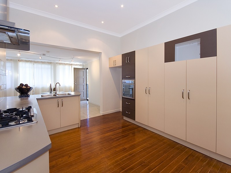 57 Villa Street, Annerley QLD 4103