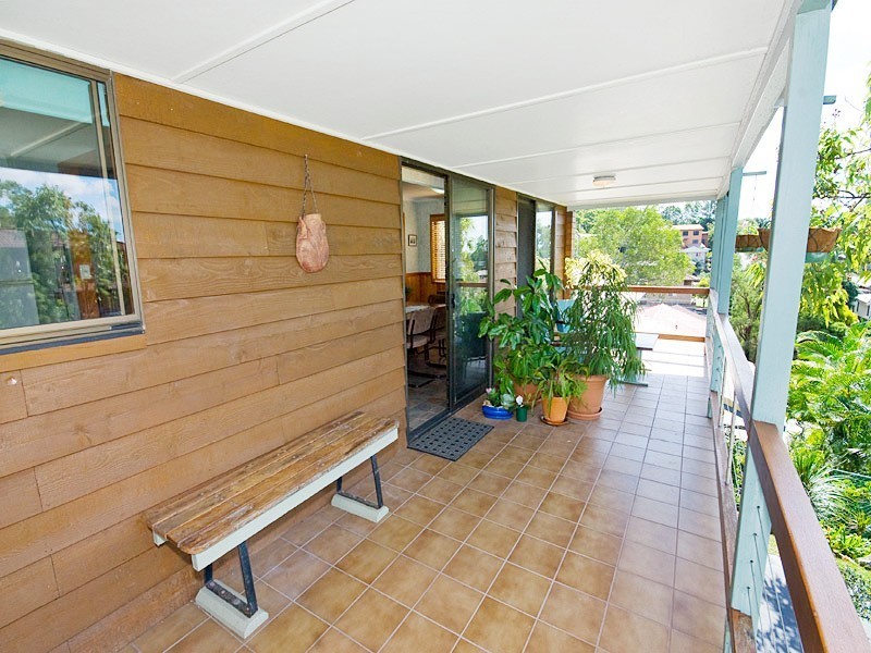 21  Passchendaele Street, Tarragindi QLD 4121