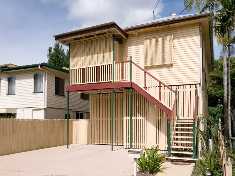 32 Lancelot Street, Tennyson QLD 4105
