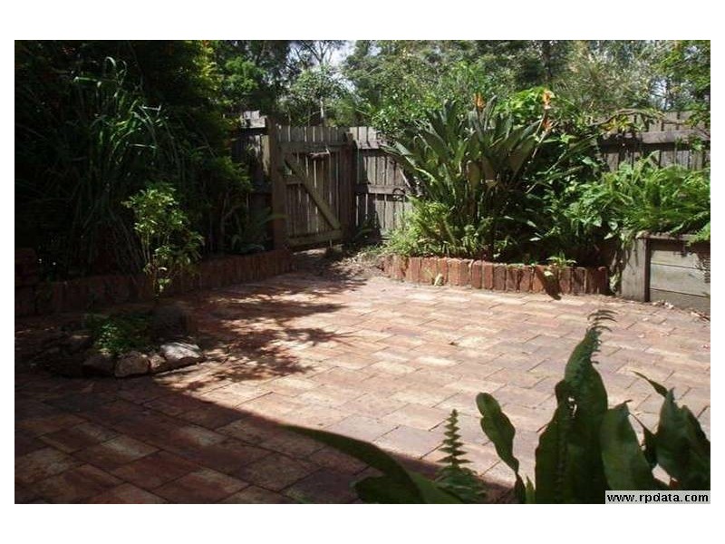 6/27  Brassey Street, Fairfield QLD 4103