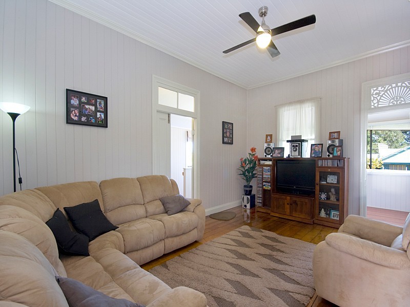 35  Goburra Street, Rocklea QLD 4106