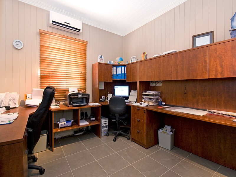 35  Goburra Street, Rocklea QLD 4106