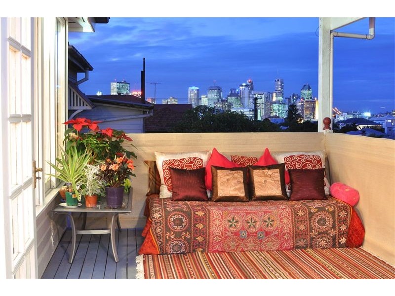 60 Gladstone Road, Highgate Hill QLD 4101