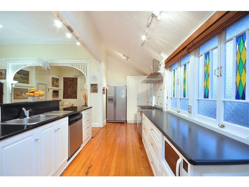 60 Gladstone Road, Highgate Hill QLD 4101