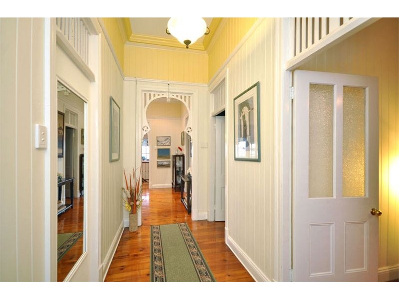 60 Gladstone Road, Highgate Hill QLD 4101