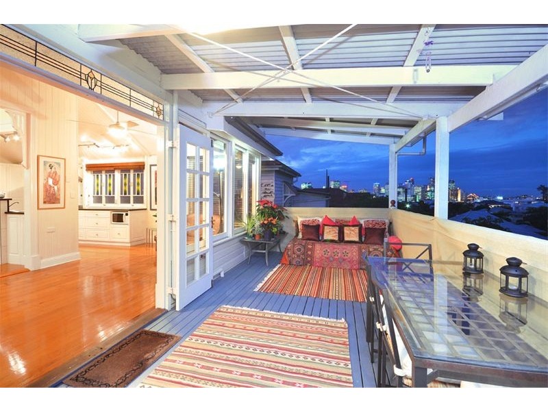 60 Gladstone Road, Highgate Hill QLD 4101