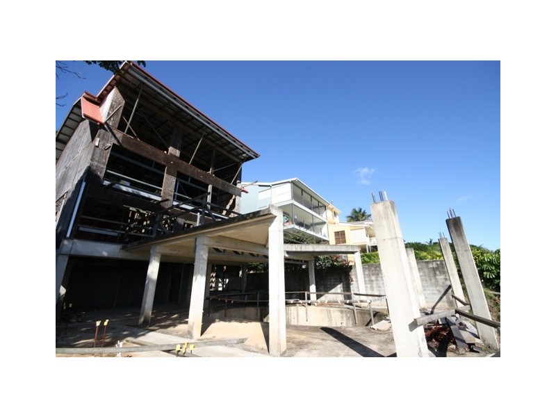 70 Kneale Street, Holland Park West QLD 4121