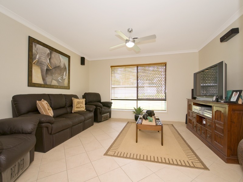 72 Bowhill Road, Willawong QLD 4110