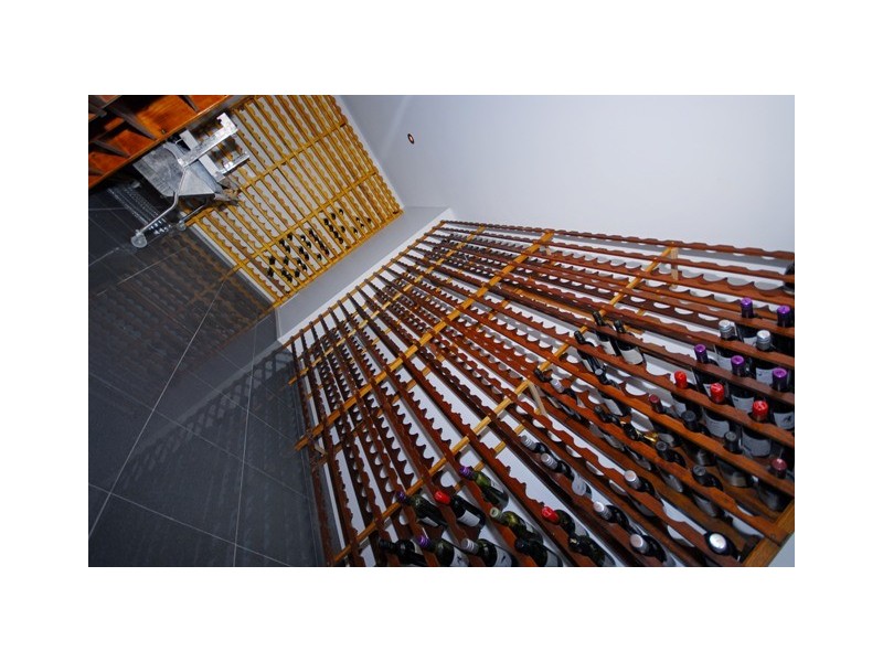 11 Crucis Street, Coorparoo QLD 4151