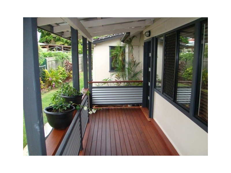 1 Fegen Drive, Moorooka QLD 4105