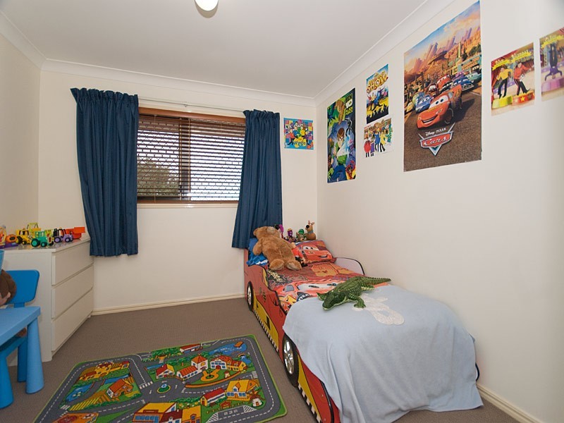 142/3  Bass Street, Woodridge QLD 4114