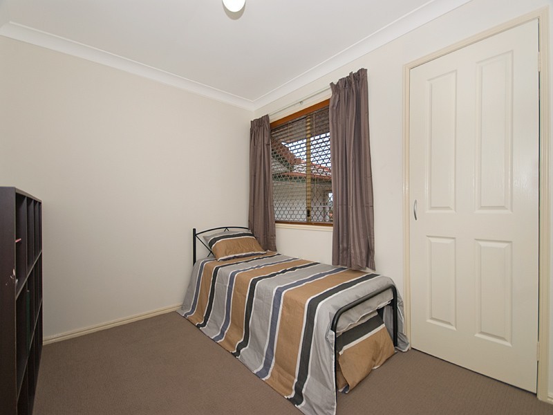 142/3  Bass Street, Woodridge QLD 4114