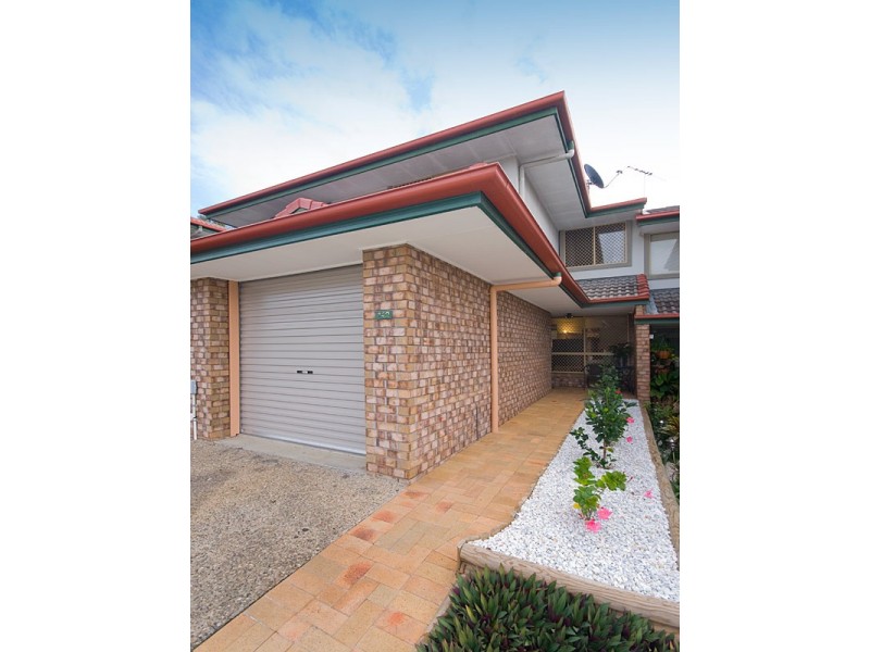 142/3  Bass Street, Woodridge QLD 4114