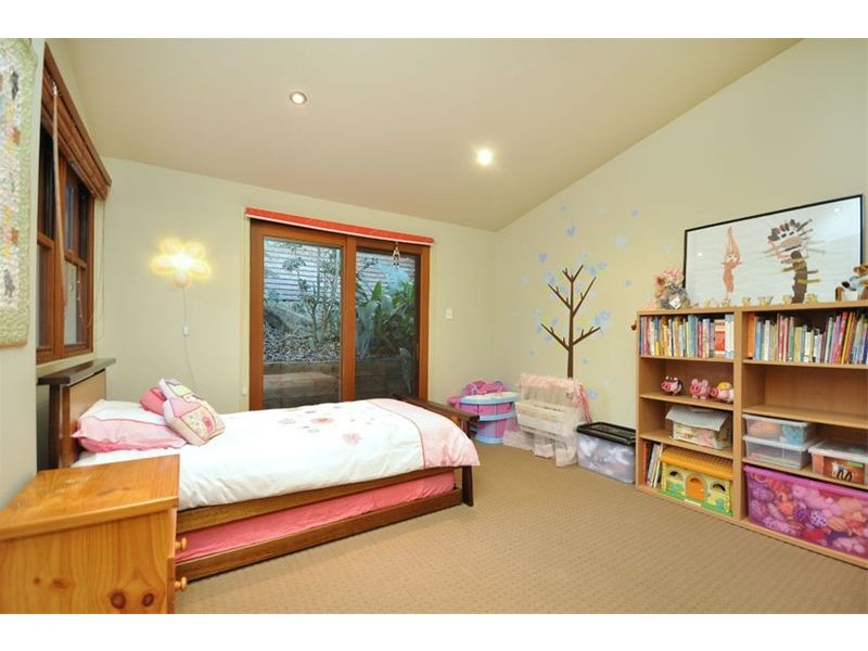 25  Flynn Street, Holland Park West QLD 4121