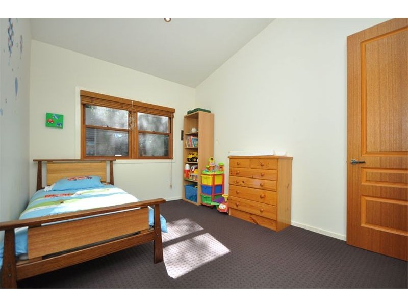 25  Flynn Street, Holland Park West QLD 4121