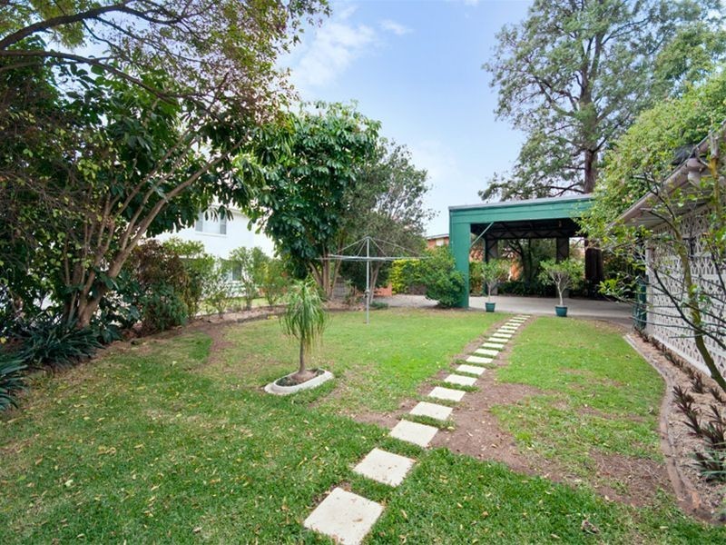 8 Medina Street, Moorooka QLD 4105