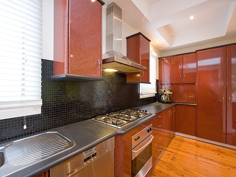 18  Andrew Avenue, Tarragindi QLD 4121