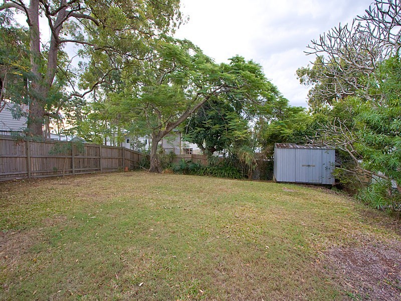 18  Andrew Avenue, Tarragindi QLD 4121