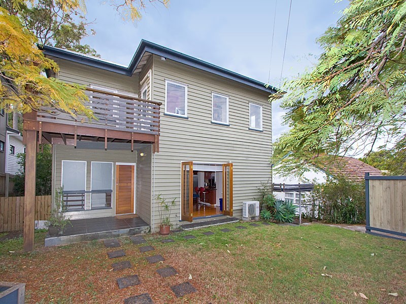 18  Andrew Avenue, Tarragindi QLD 4121