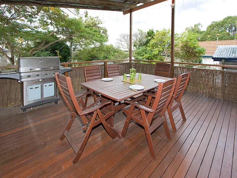 18  Andrew Avenue, Tarragindi QLD 4121