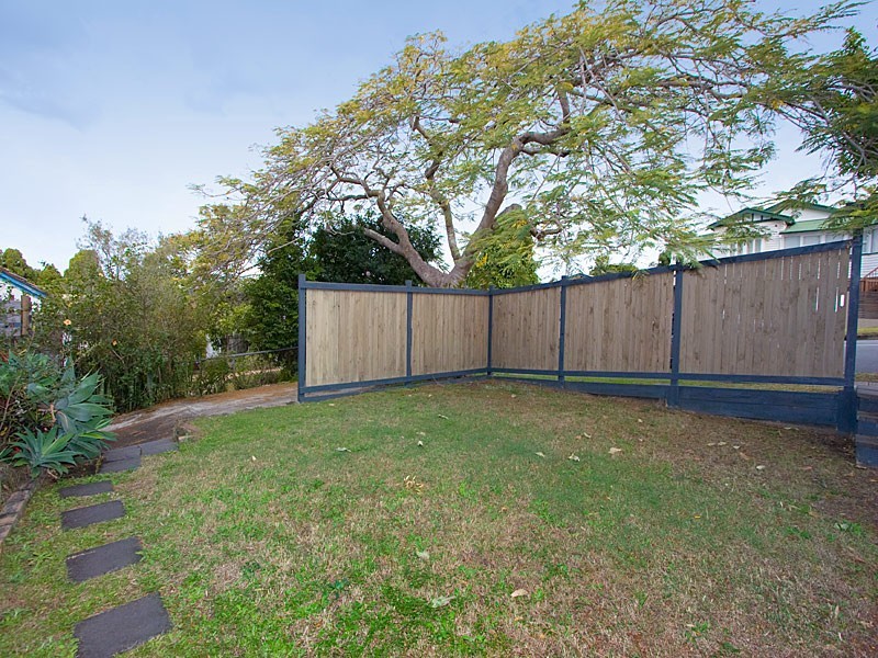 18  Andrew Avenue, Tarragindi QLD 4121