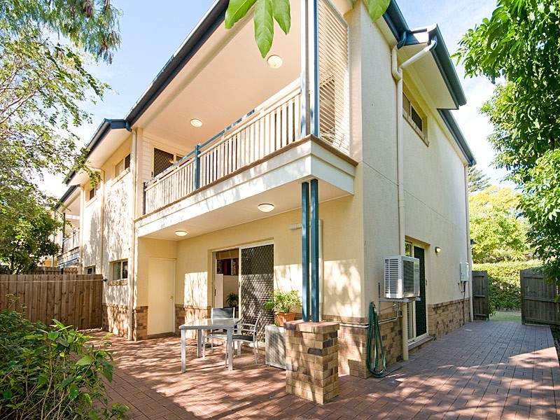 4/235 Ekibin Road East, Tarragindi QLD 4121