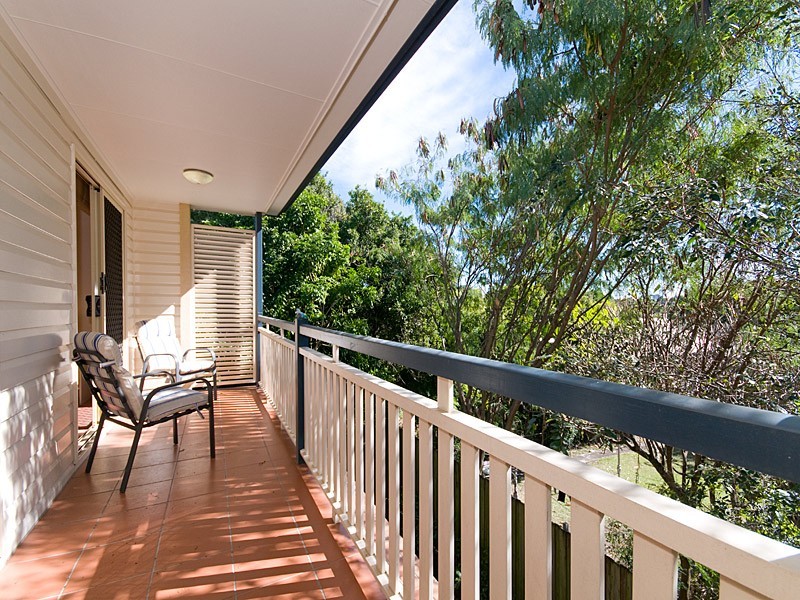 4/235 Ekibin Road East, Tarragindi QLD 4121