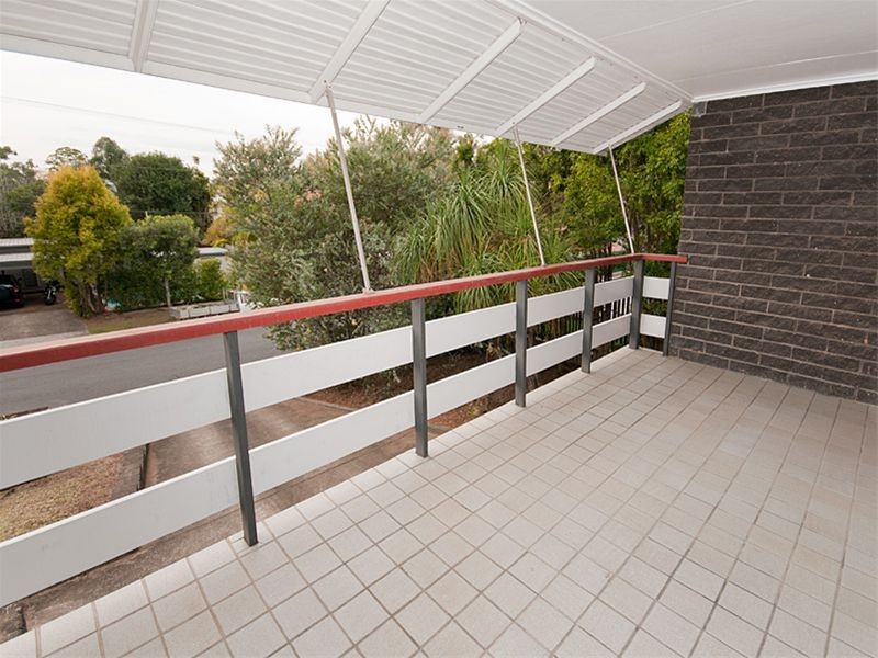 4 Dahl Street, Tarragindi QLD 4121