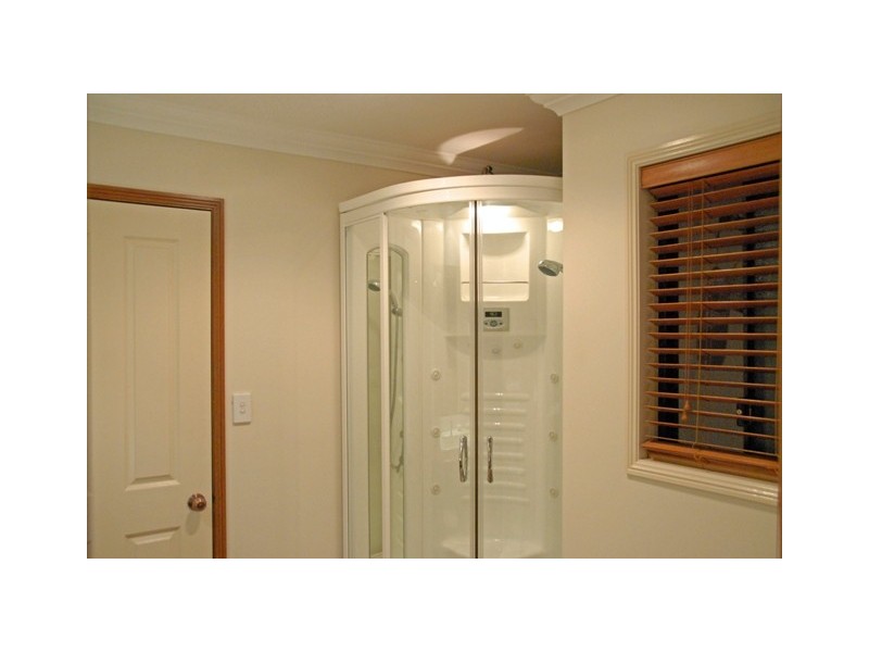 4 Kakadu Crescent, Underwood QLD 4119