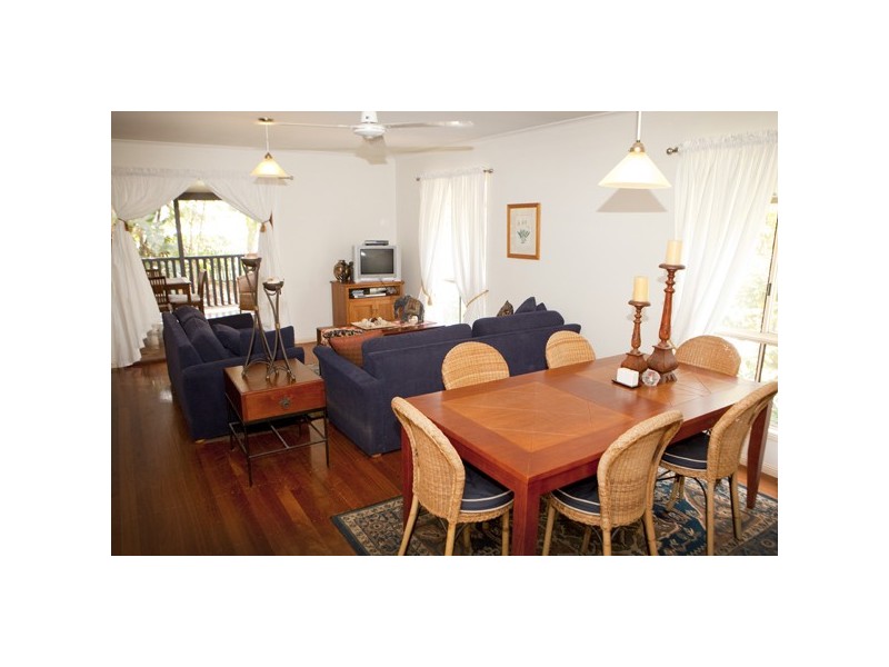 27  Cavan Street, Annerley QLD 4103