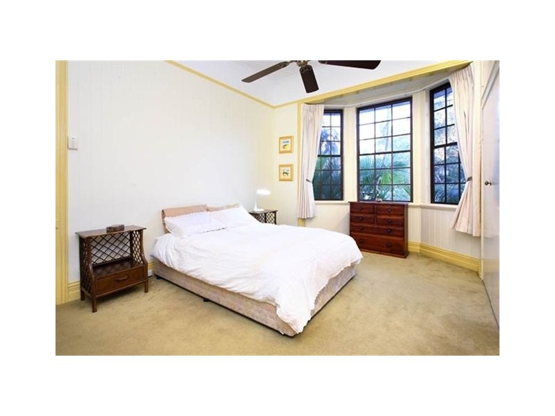 32  Rawnsley Street, Dutton Park QLD 4102