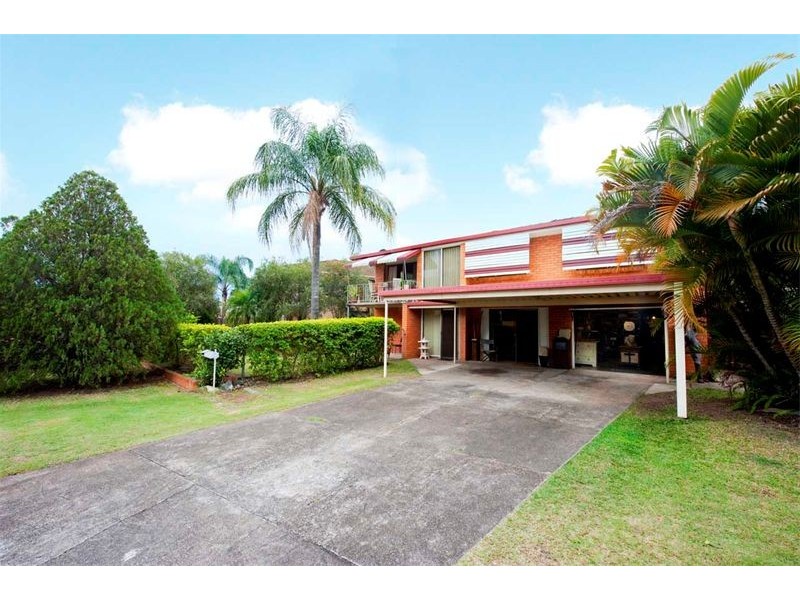 15 Grounds Street, Yeronga QLD 4104