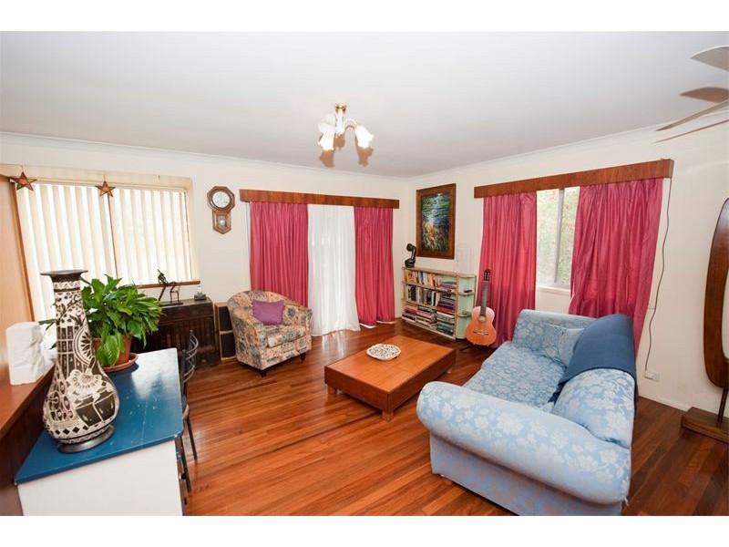 15 Grounds Street, Yeronga QLD 4104