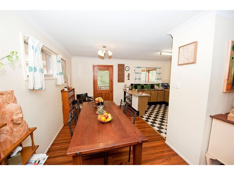 15 Grounds Street, Yeronga QLD 4104