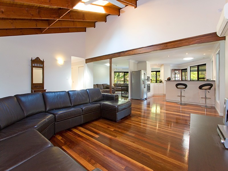 15  Loffs Road, Loganholme QLD 4129