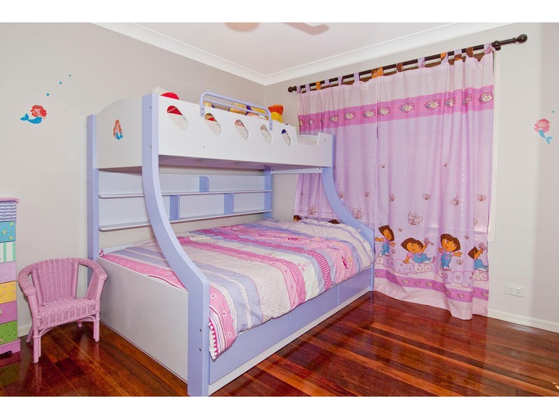 15  Loffs Road, Loganholme QLD 4129