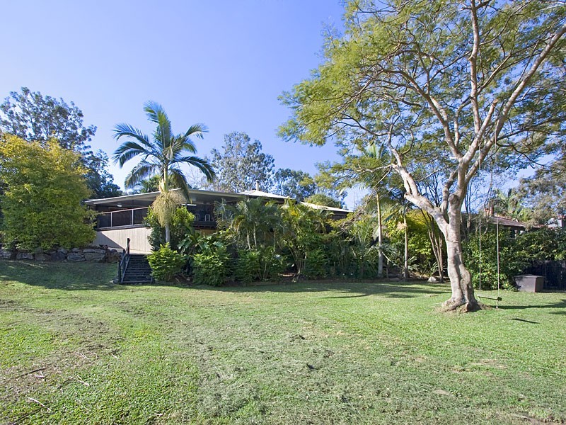15  Loffs Road, Loganholme QLD 4129