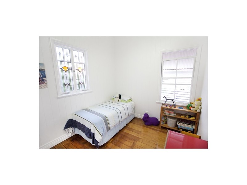 19 Lamington Terrace, Dutton Park QLD 4102