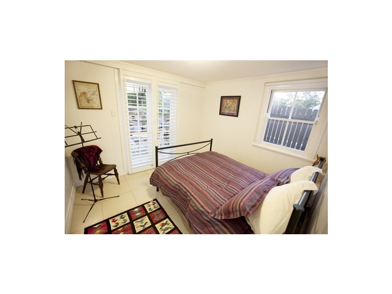 19 Lamington Terrace, Dutton Park QLD 4102