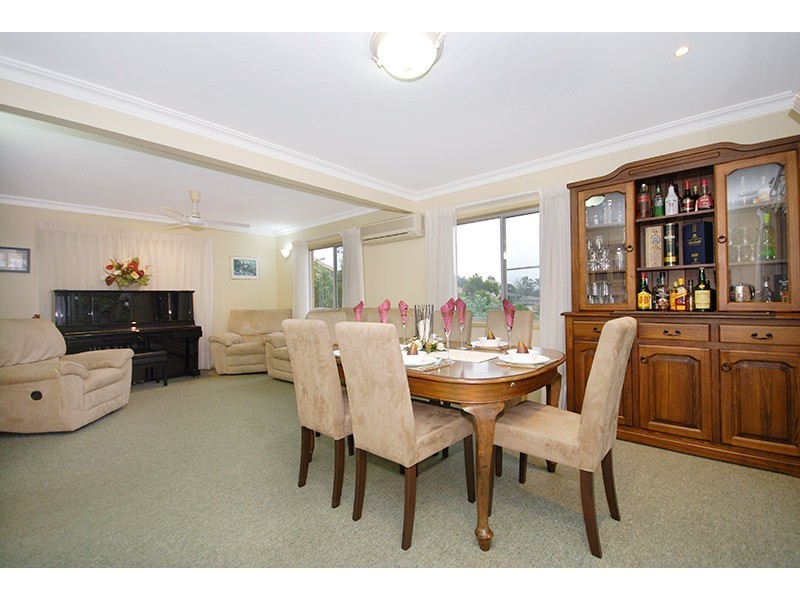 13 Dalton Street, Yeronga QLD 4104