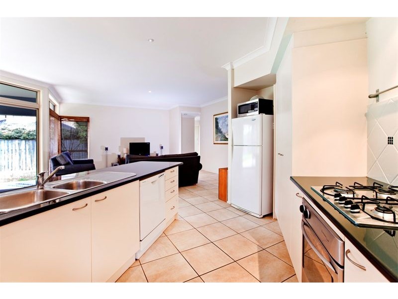 22  Vaucluse Street, Forest Lake QLD 4078