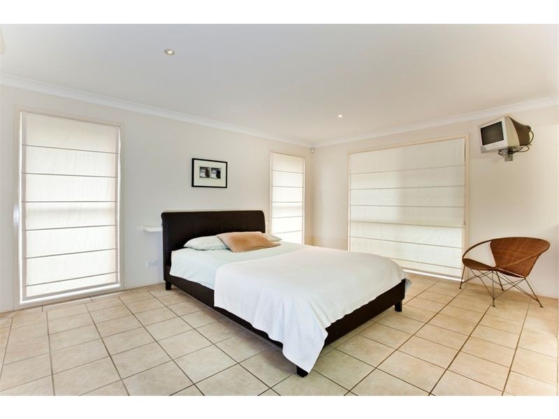 22  Vaucluse Street, Forest Lake QLD 4078