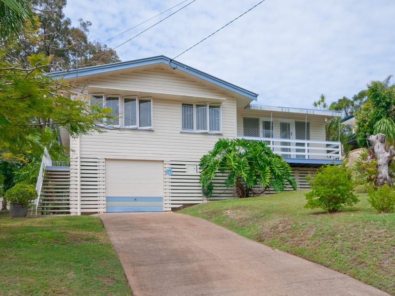 4 Brendon Street, Tarragindi QLD 4121