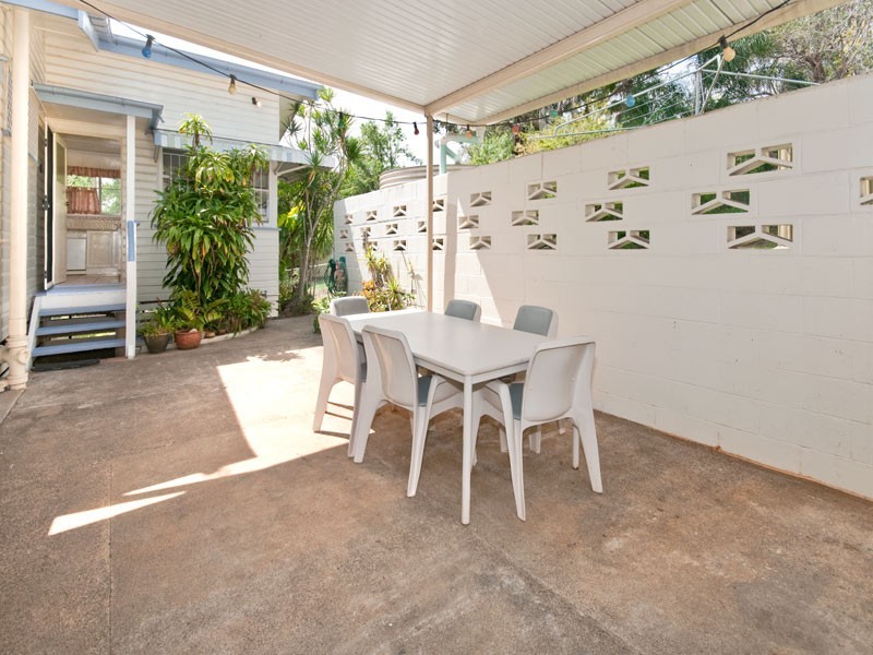 4 Brendon Street, Tarragindi QLD 4121