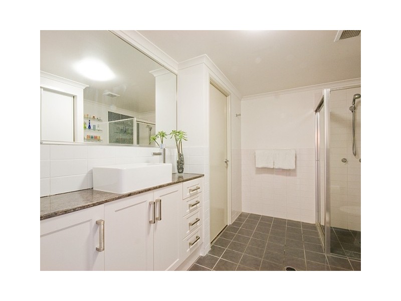 53/11 Kitchener Street, Coorparoo QLD 4151