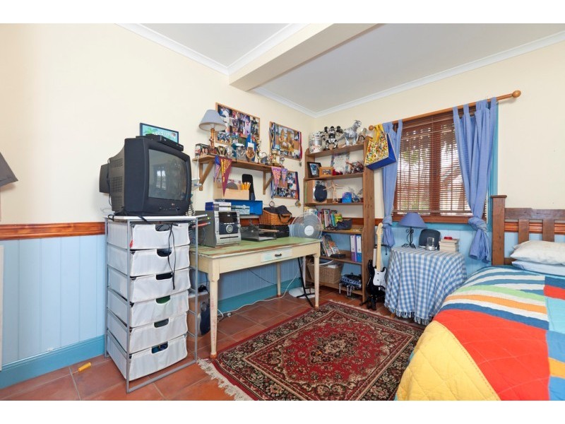 46 Abbotsleigh Street, Holland Park QLD 4121